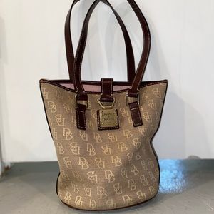 Dooney & Burke north and south bucket bag